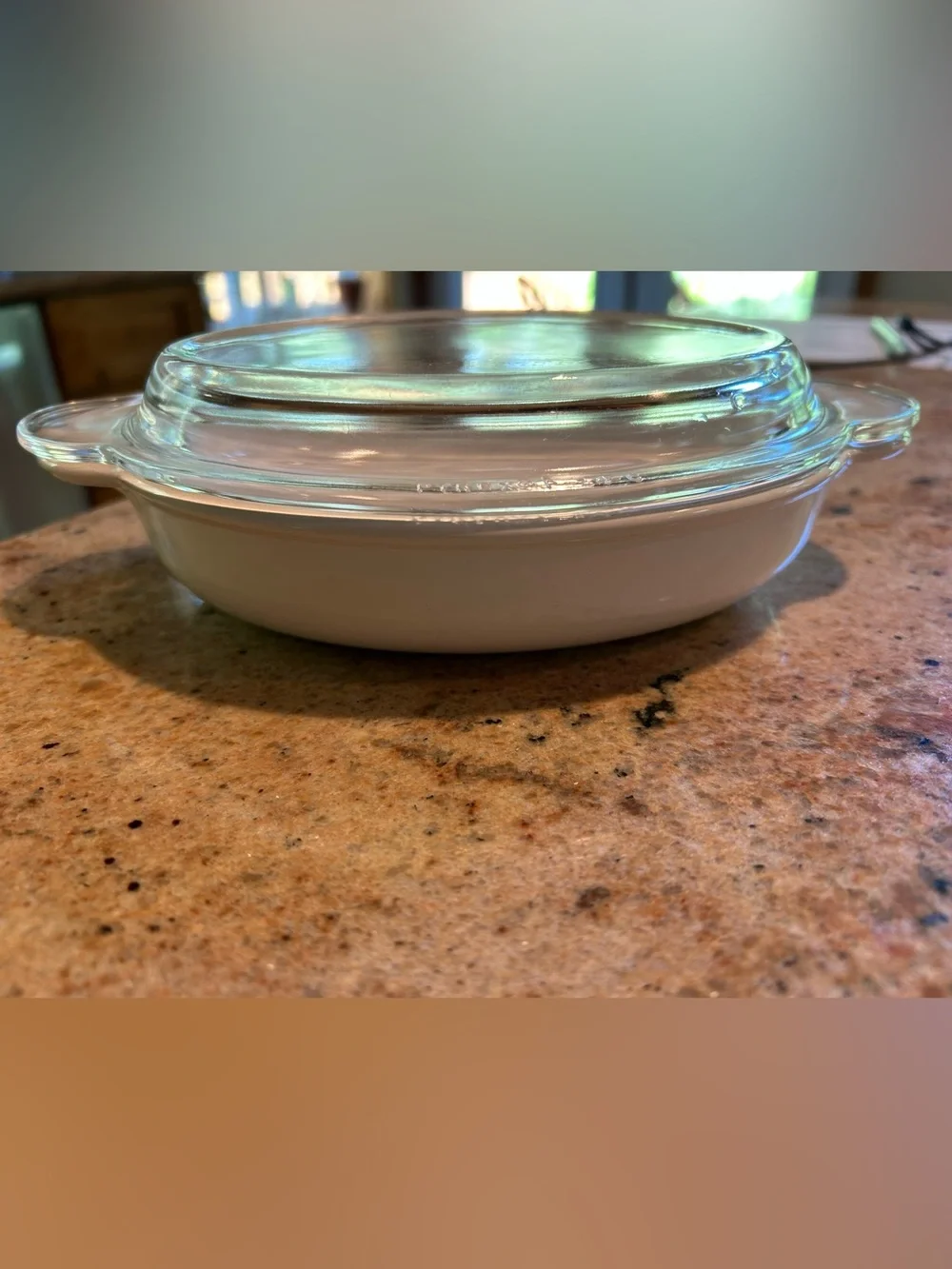 Visions by Corning NY Oval #V-14-B w/Pyrex  lid # P-14-C 14 oz Casserole